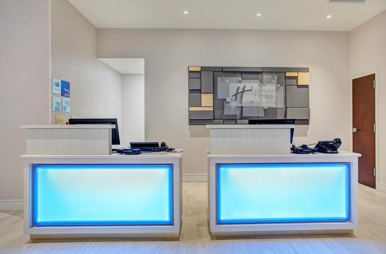 Express & By Ihg Covington
