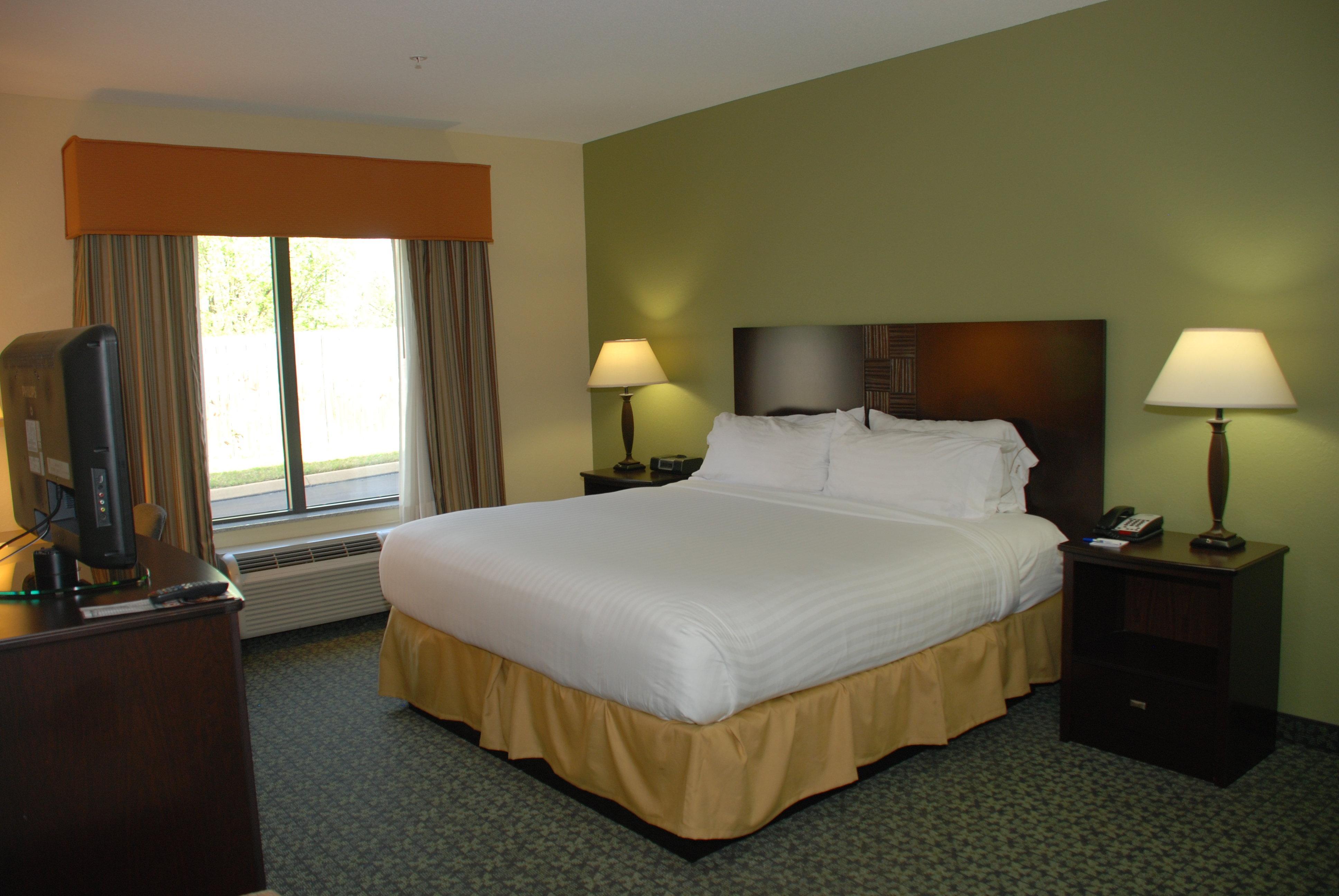 Express & By Ihg Covington