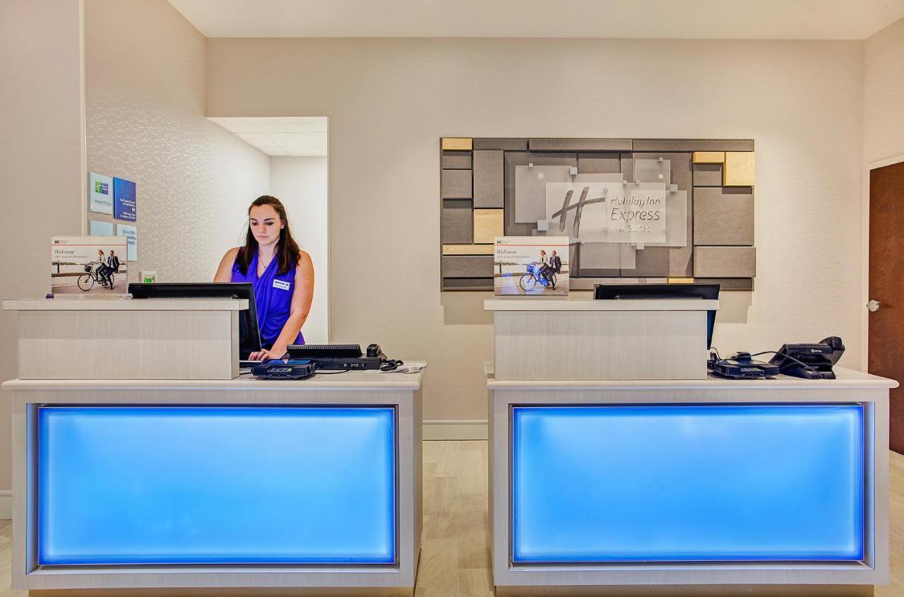 Express & By Ihg Covington