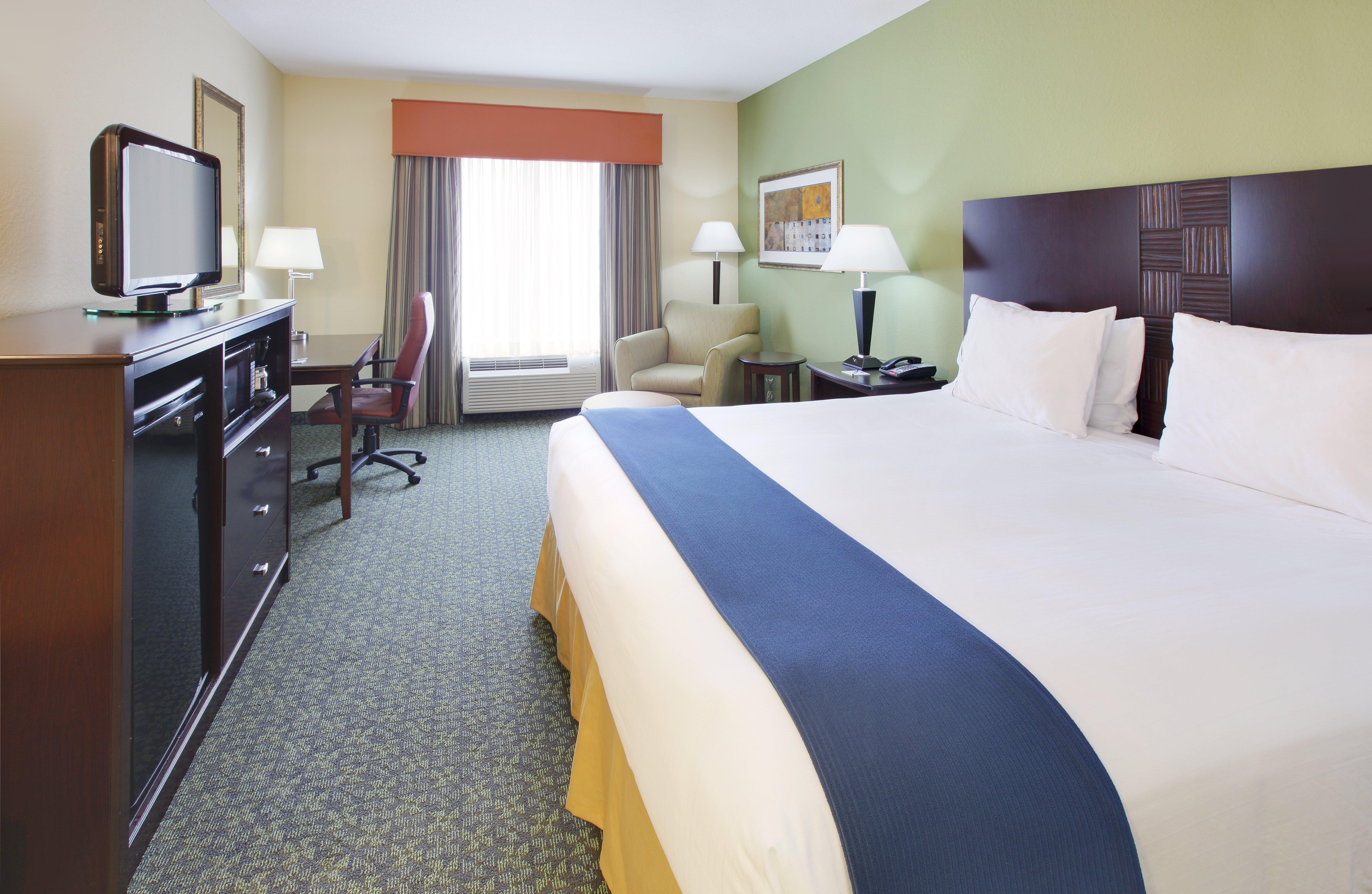Express & By Ihg 3* Covington