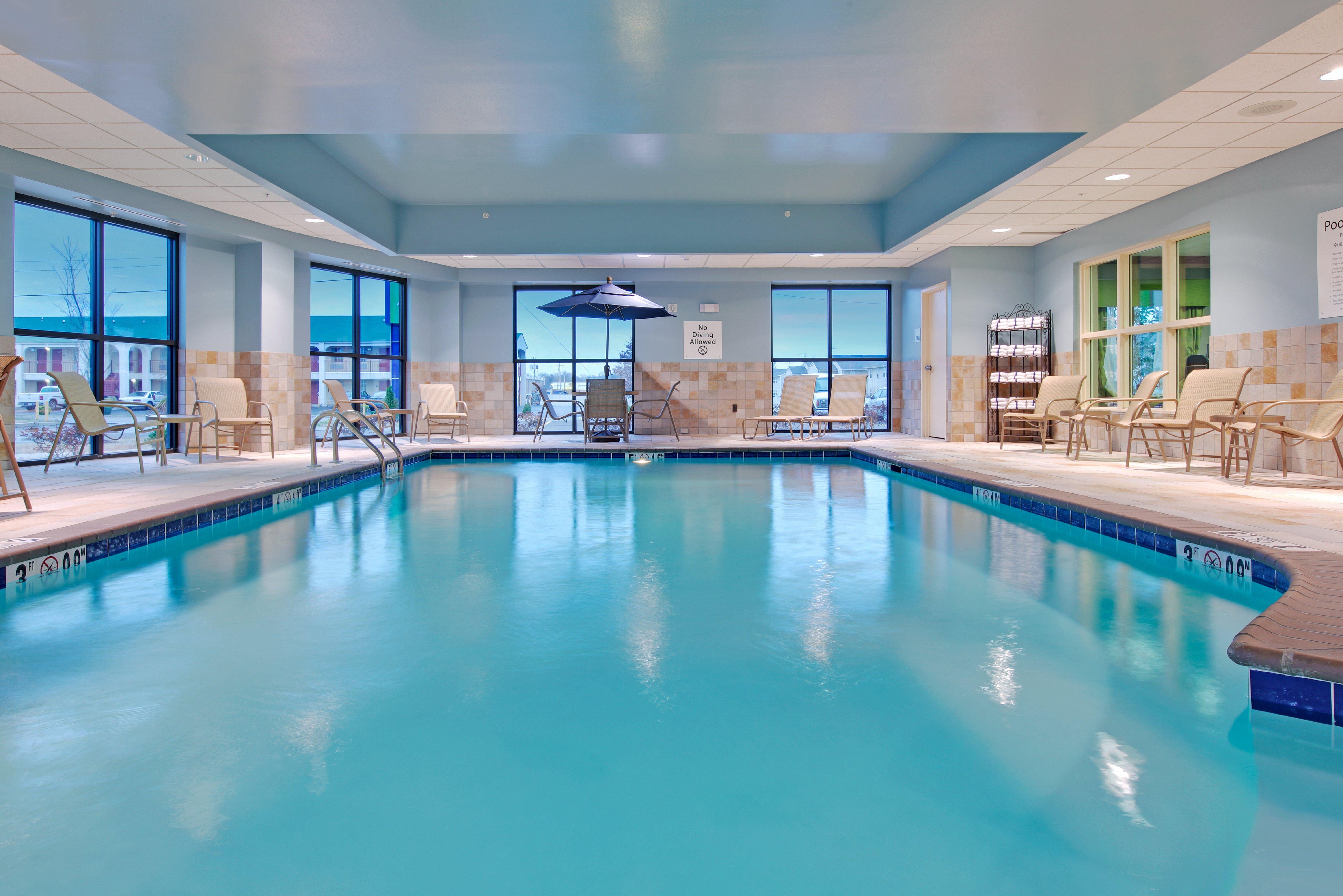 Hotel Express & By Ihg Covington